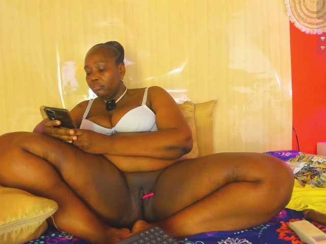 NikollSalas live cam on BongaCams