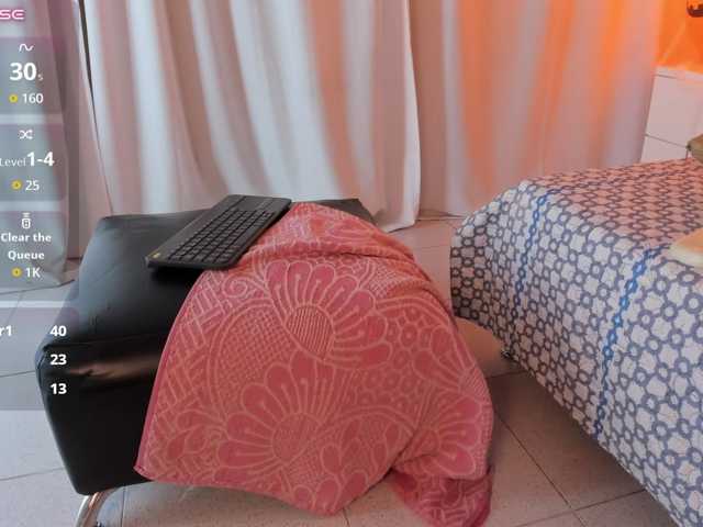 NikollSalas live cam preview