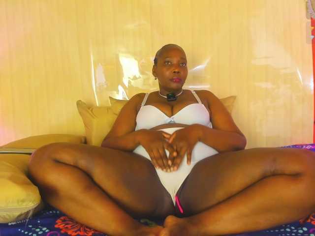 NikollSalas live webcam show
