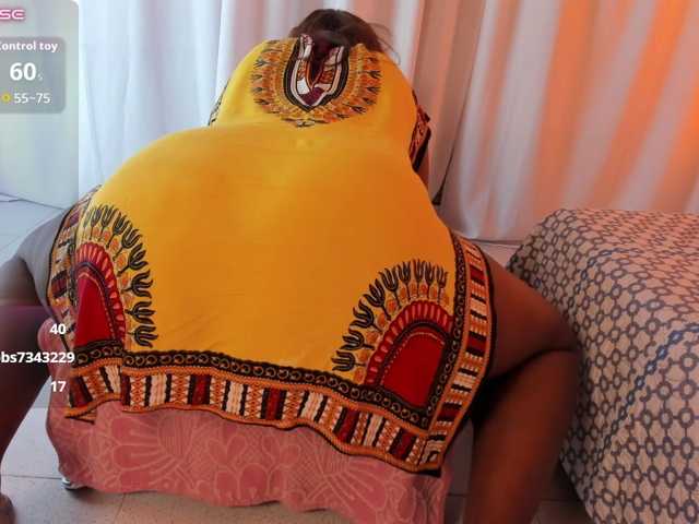 NikollSalas live cam on BongaCams