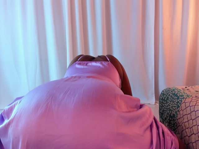 NikollSalas live cam on BongaCams
