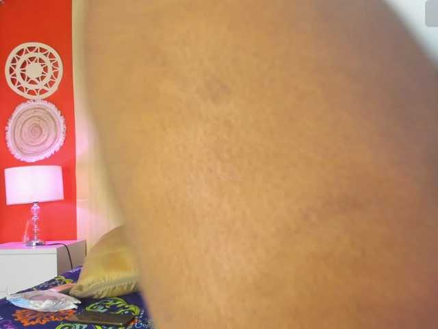 NikollSalas live webcam show