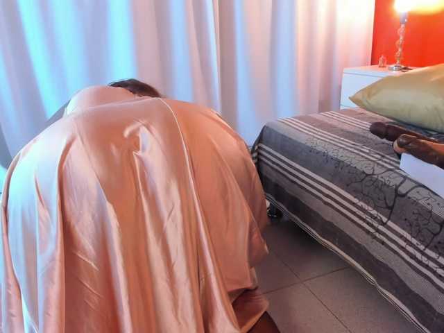 NikollSalas live cam on BongaCams