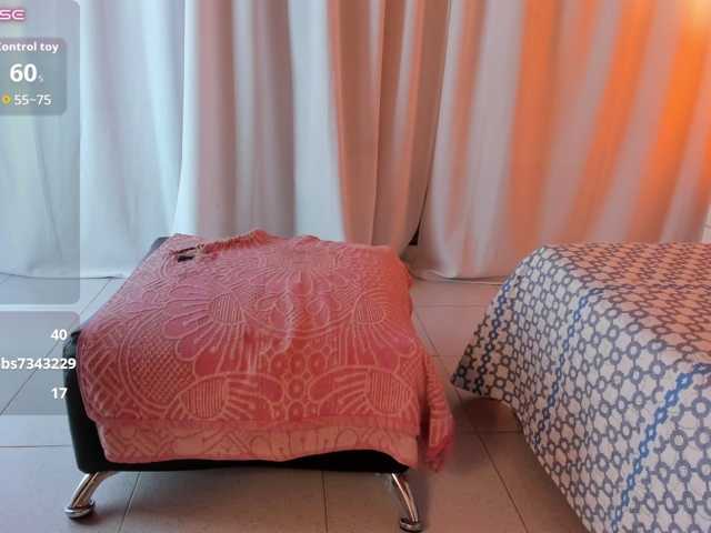 NikollSalas live cam on BongaCams