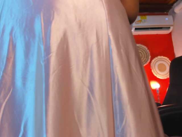 NikollSalas live cam on BongaCams