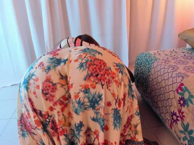 NikollSalas live cam on BongaCams