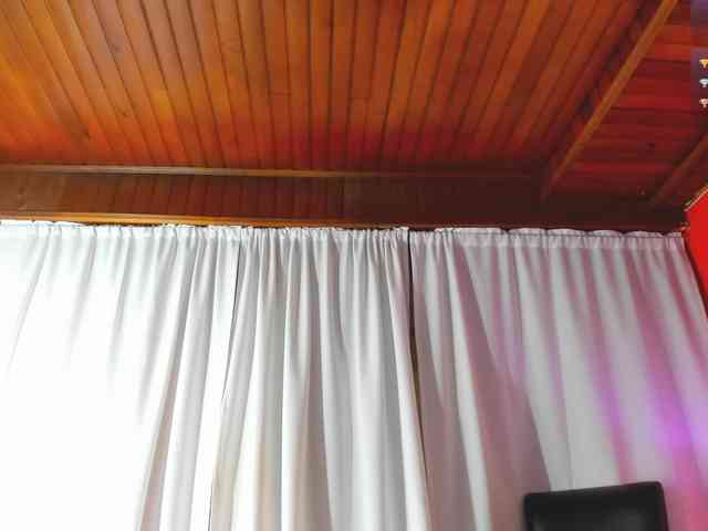 NikollSalas webcam