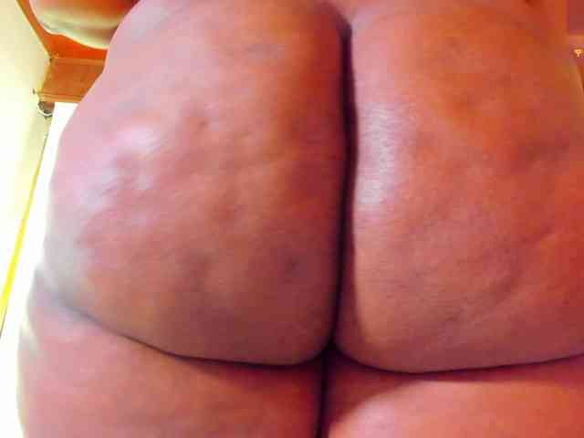 Modèle: NikollSalas