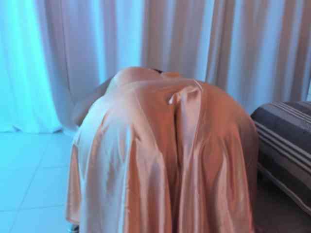 NikollSalas webcam