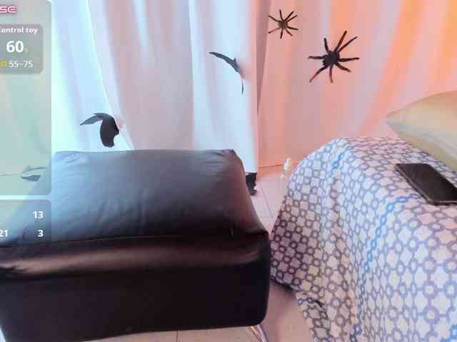 nikollsalas's live room