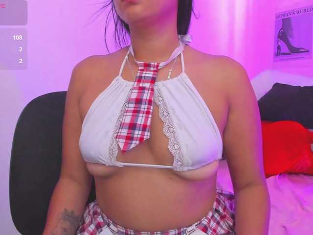 DaniellaGiraldo's BongaCams show and profile