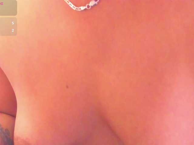 DaniellaGiraldo's BongaCams show and profile