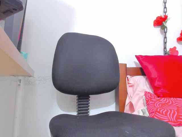DaniellaGiraldo webcam
