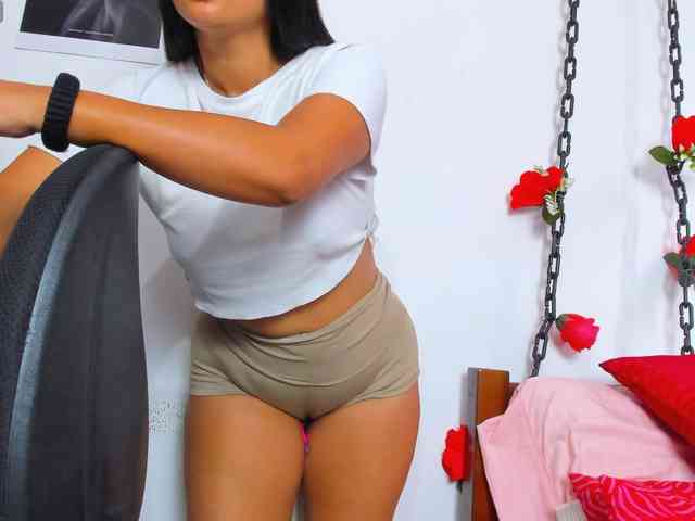 DaniellaGiraldo webcam