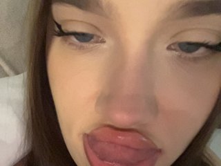 Glossmixdoll Porn Show
