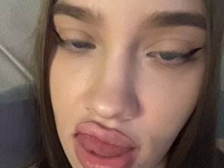 Glossmixdoll Porn Show