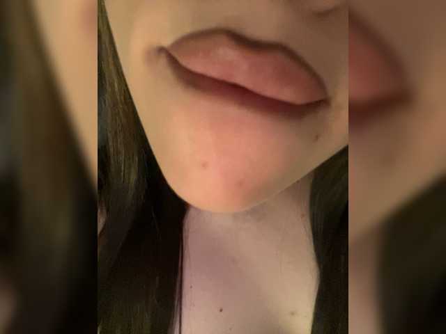 Glossmixdoll live cam on BongaCams