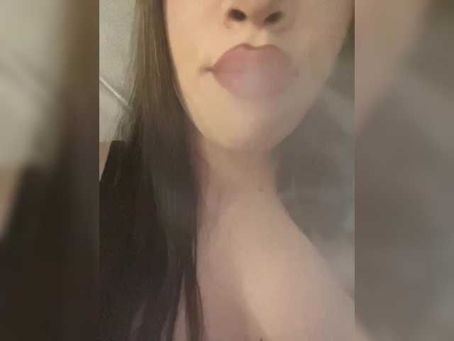 Glossmixdoll live cam on BongaCams