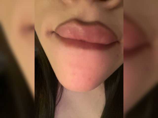 Glossmixdoll live cam on BongaCams