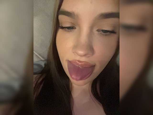 Live трансляция Glossmixdoll - slutnetki.online