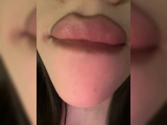 Glossmixdoll live cam on BongaCams