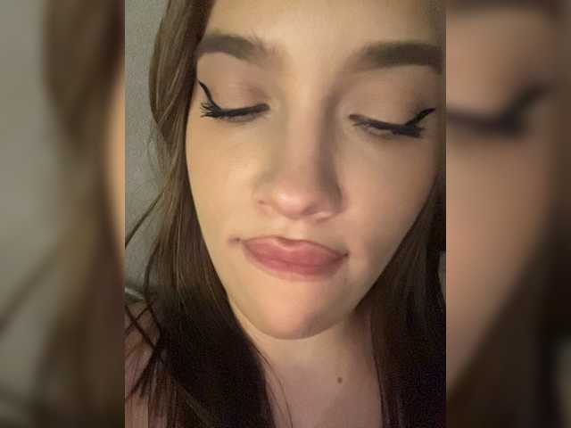 Live трансляция Glossmixdoll - slutnetki.online
