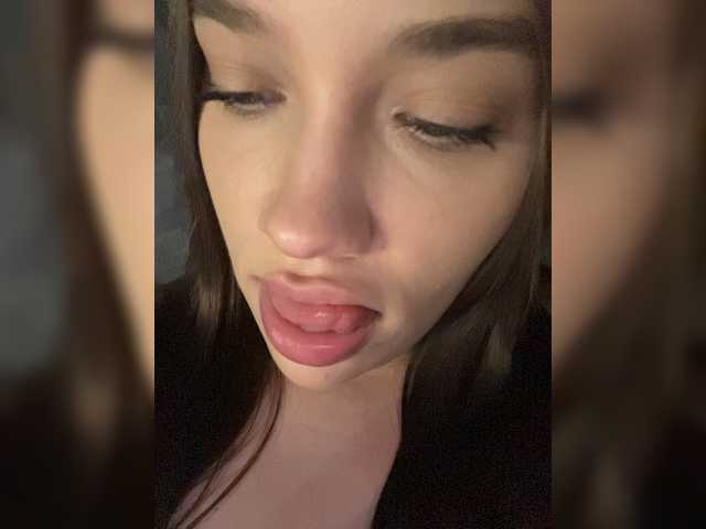 Live трансляция Glossmixdoll - slutnetki.online