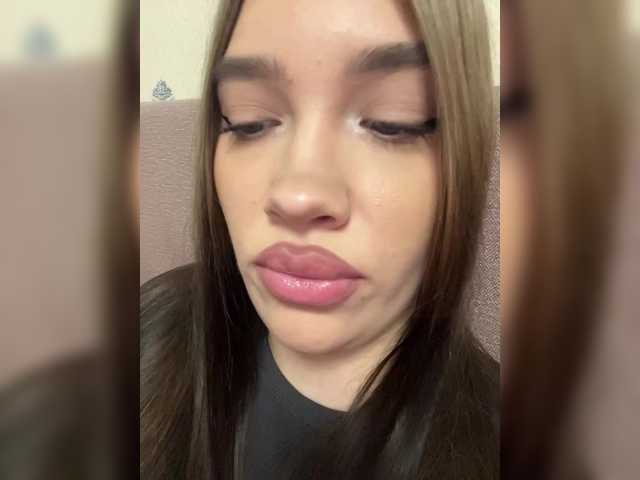 Glossmixdoll live cam on BongaCams