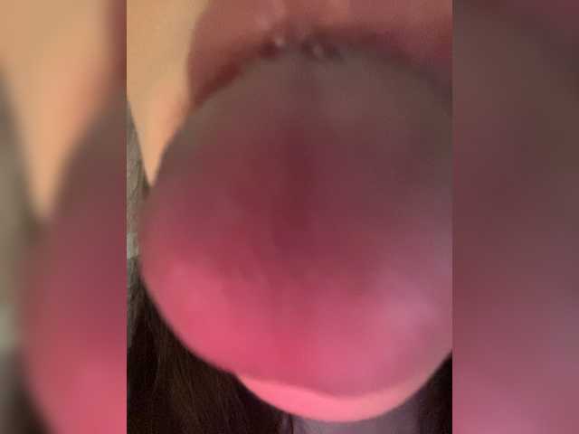 Glossmixdoll live cam on BongaCams