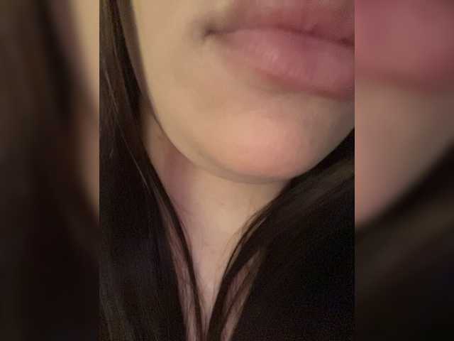 Glossmixdoll live cam on BongaCams