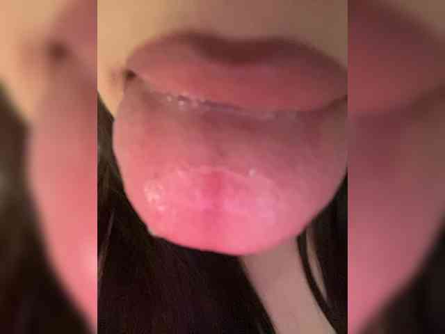 Glossmixdoll webcam