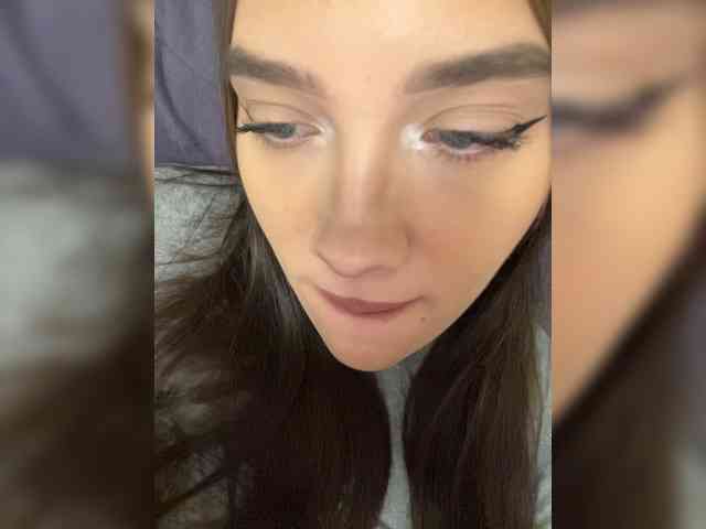 Glossmixdoll Sex Cam Show
