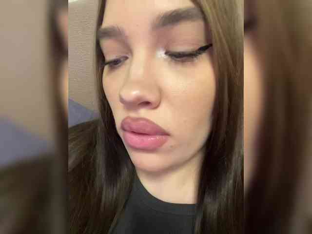 Glossmixdoll Sex Cam Show
