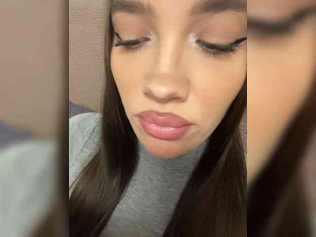 Glossmixdoll Sex Cam Show