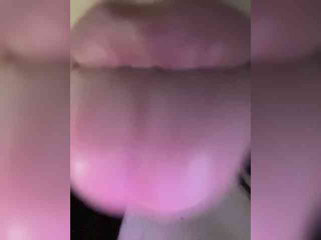 Glossmixdoll webcam