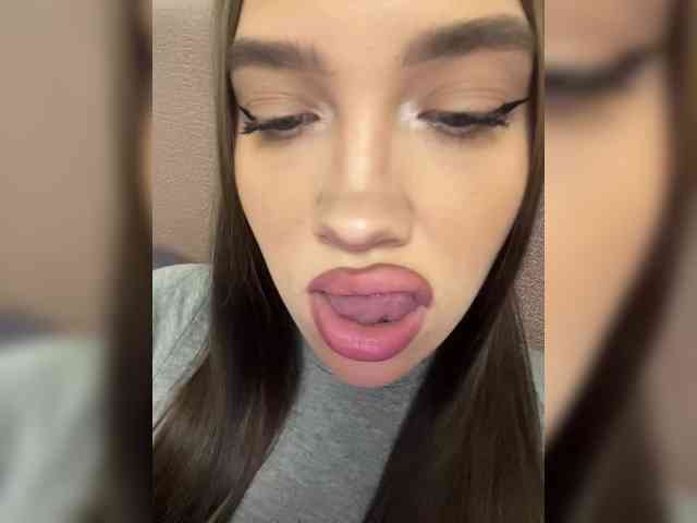 Glossmixdoll Sex Cam Show