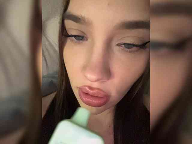 Glossmixdoll