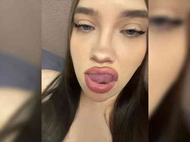 Glossmixdoll webcam