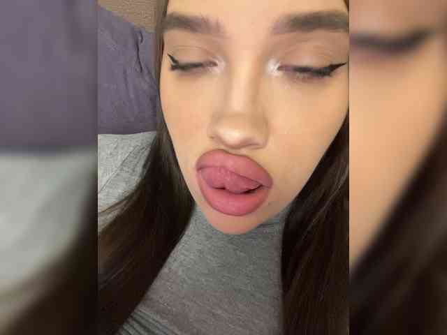 Glossmixdoll Sex Cam Show