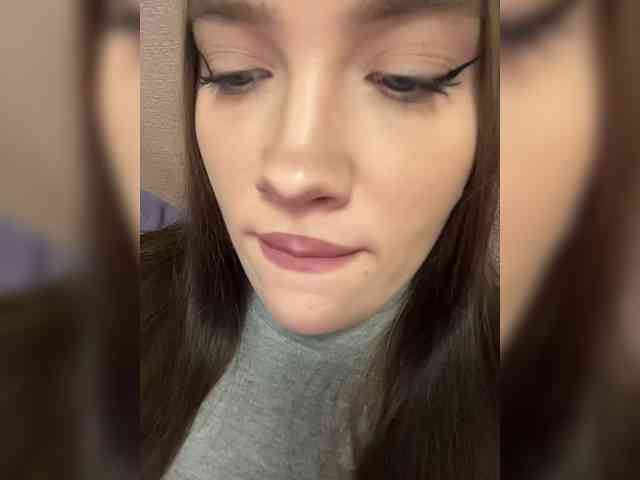 Glossmixdoll webcam