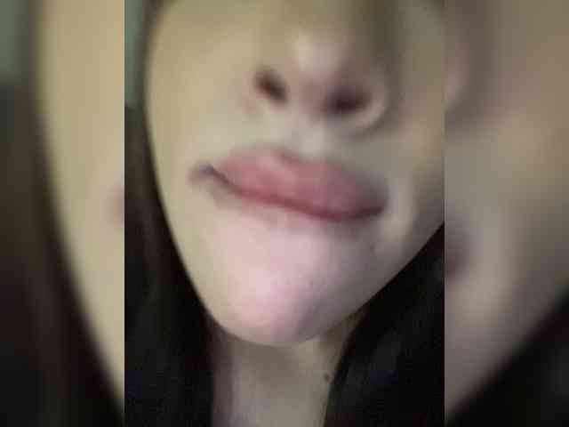 Glossmixdoll webcam