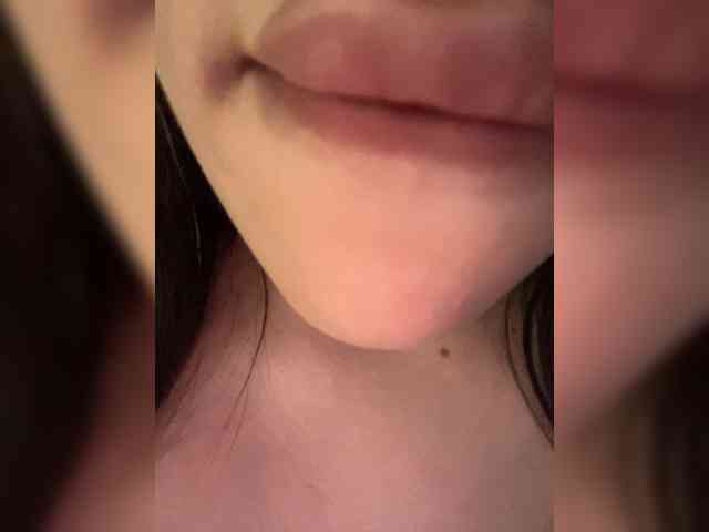 Glossmixdoll webcam