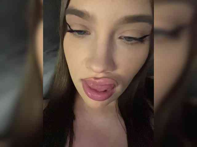 Glossmixdoll