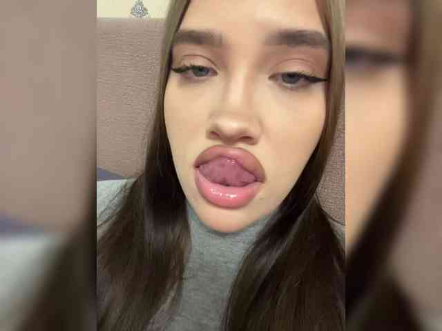 Glossmixdoll Sex Cam Show