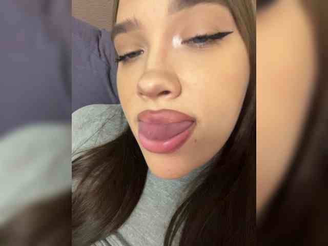Glossmixdoll Sex Cam Show