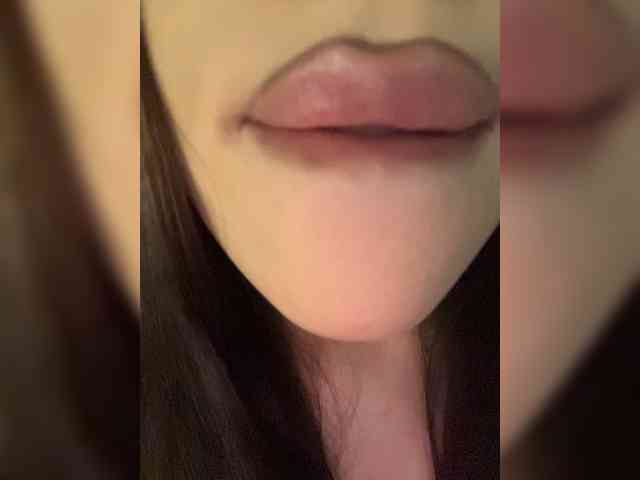 Glossmixdoll webcam