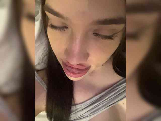 Glossmixdoll webcam