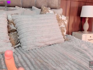ZaraVesari Porn Show