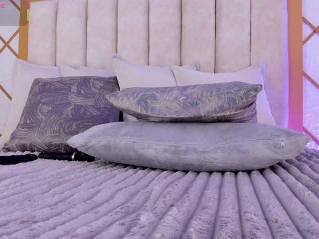ZaraVesari live cam on BongaCams