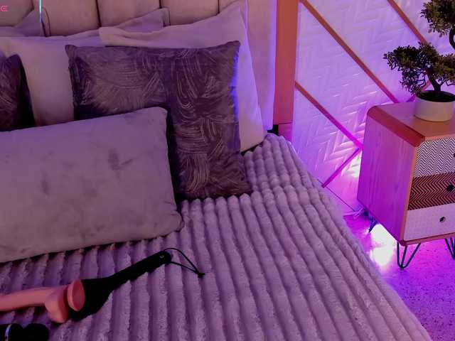 ZaraVesari live webcam show